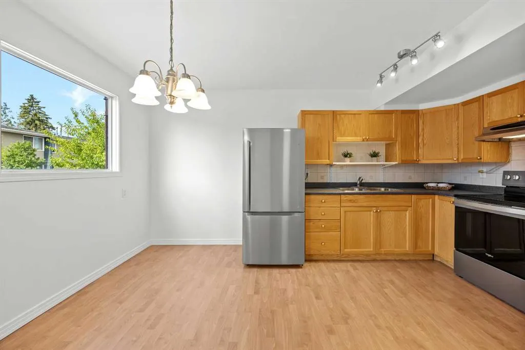 6223 31 Avenue NW #605