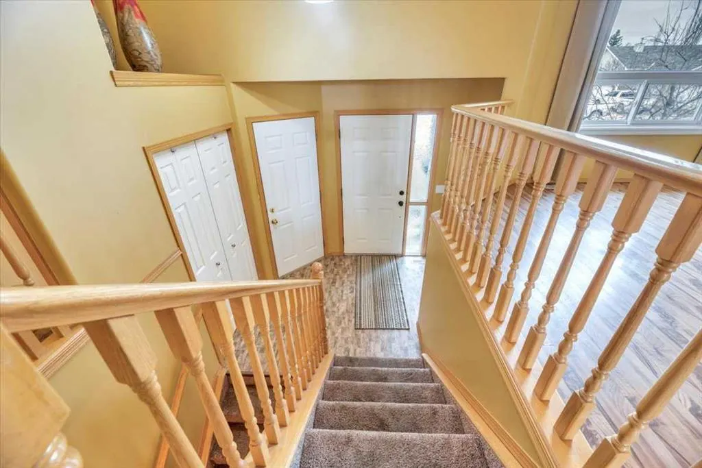 27 Aspen Creek Way
