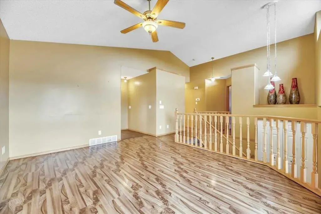 27 Aspen Creek Way