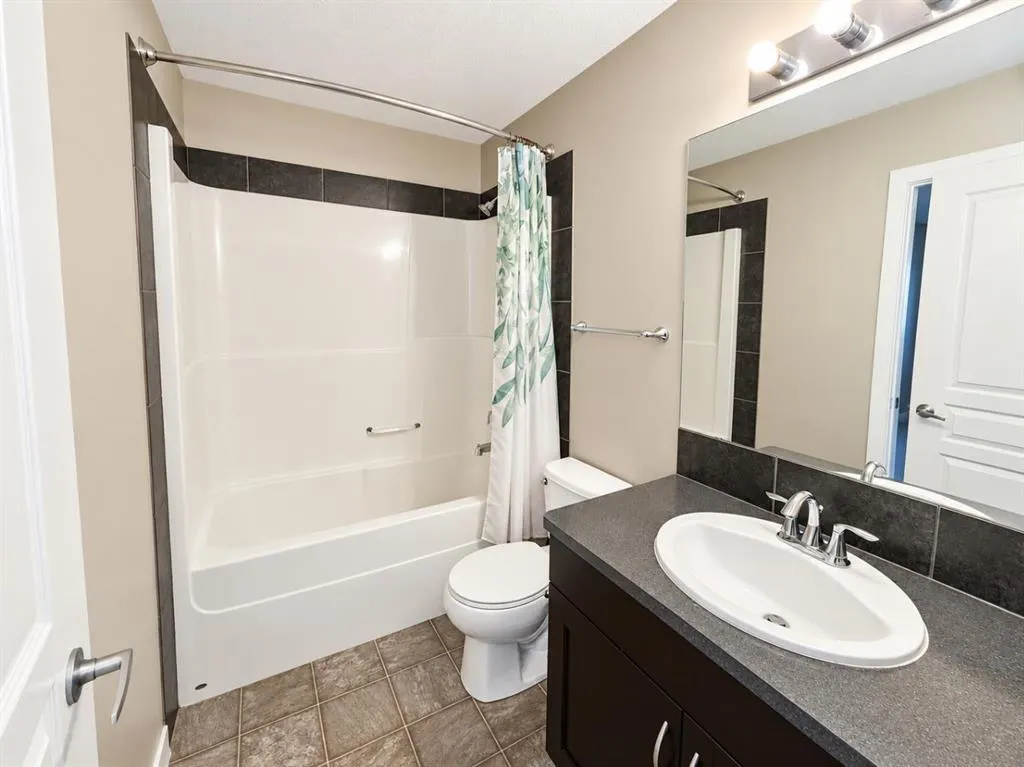 205 Silkstone Road W #7