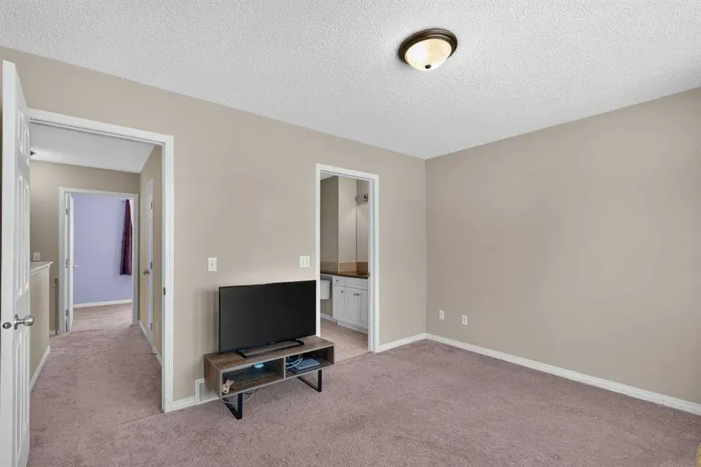 118 Royal Birch Villas NW