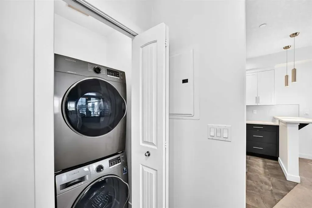 1005A Westmount Drive #113