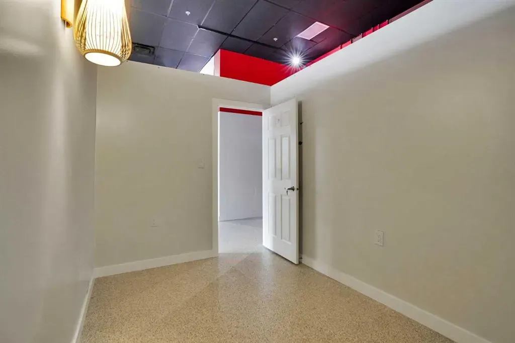 12 Royal Vista Way NW #2134