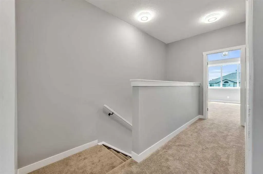 28A Green Meadow Crescent