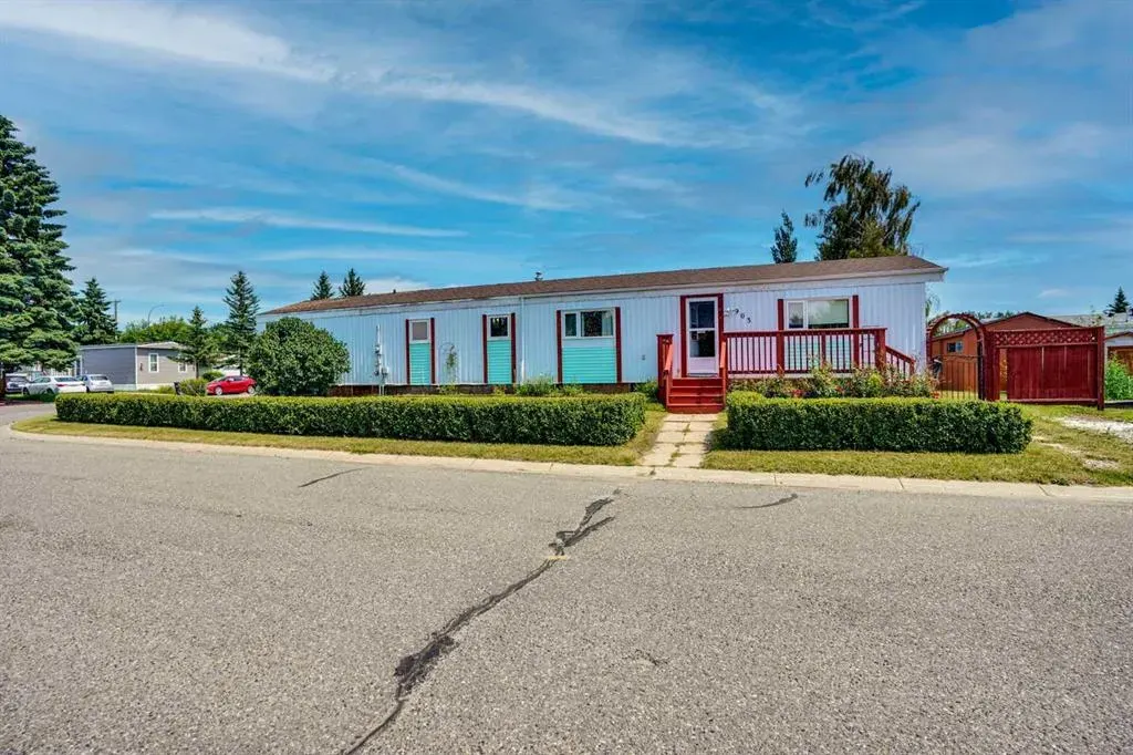 903 Briar Crescent