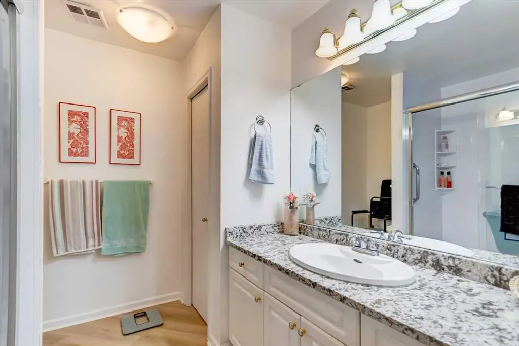 43 Westlake Circle #109