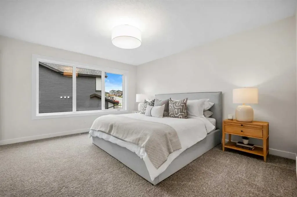 305 Precedence View