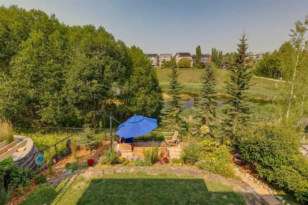 130 Tuscany Valley Green NW