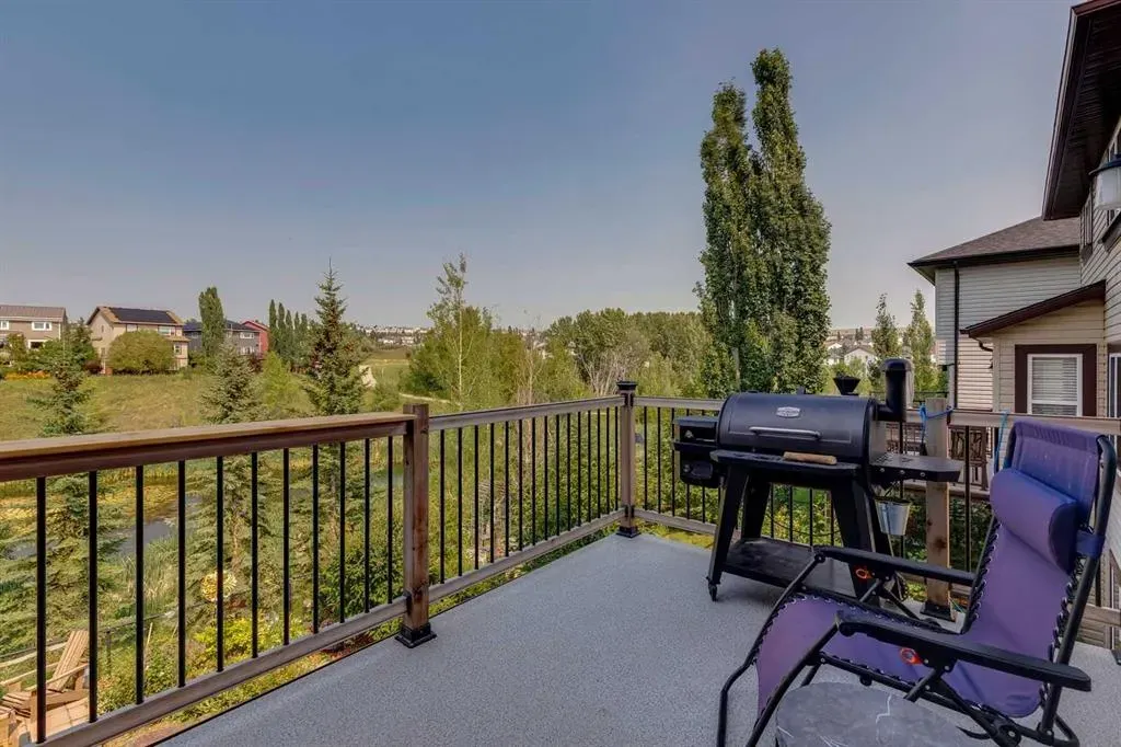 130 Tuscany Valley Green NW