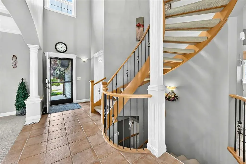 311 rocky ridge Drive NW