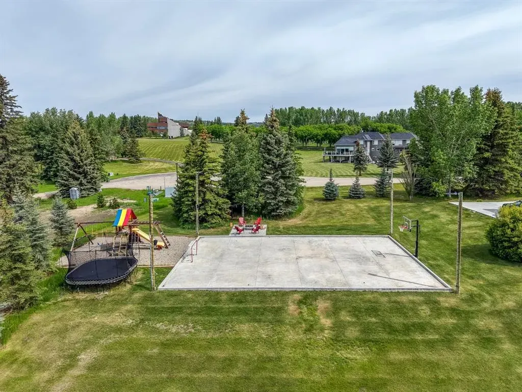 183 Pinebrook Way SW