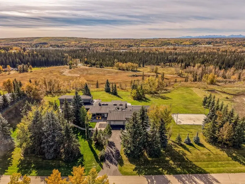183 Pinebrook Way SW