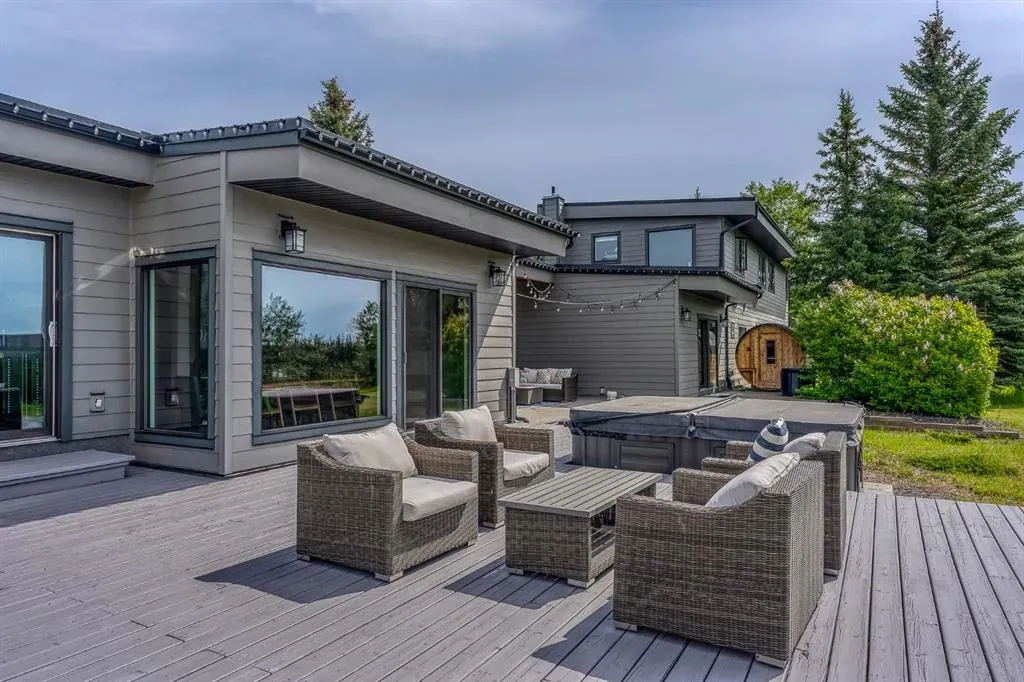 183 Pinebrook Way SW