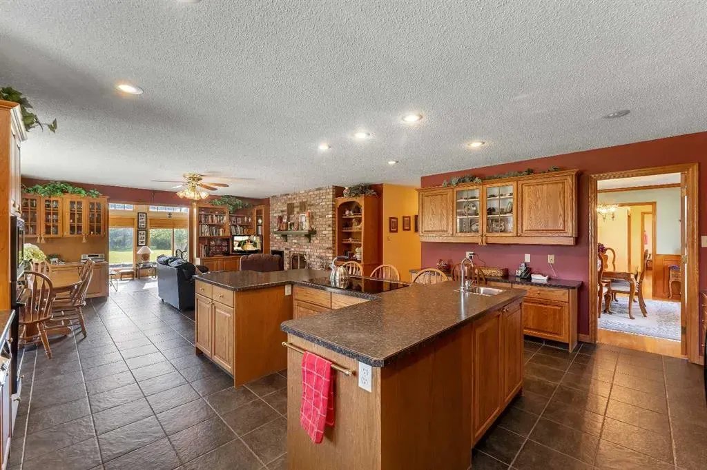 265028 Range Road 44