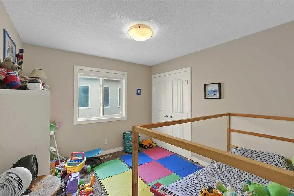 518 Mahogany Manor SE