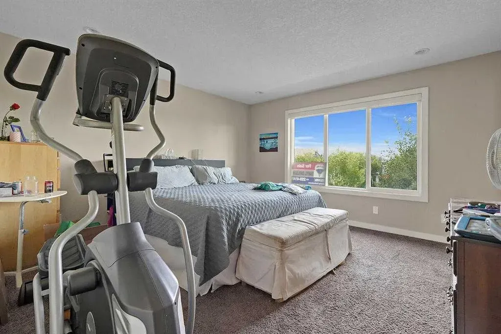 518 Mahogany Manor SE