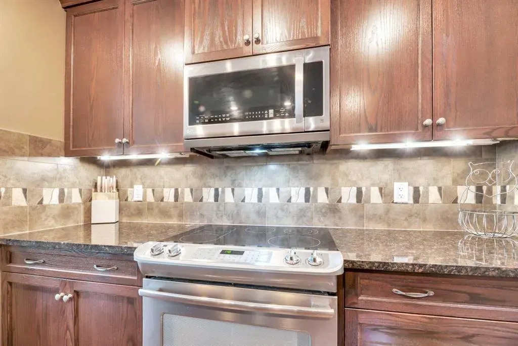 331 Mahogany Court SE