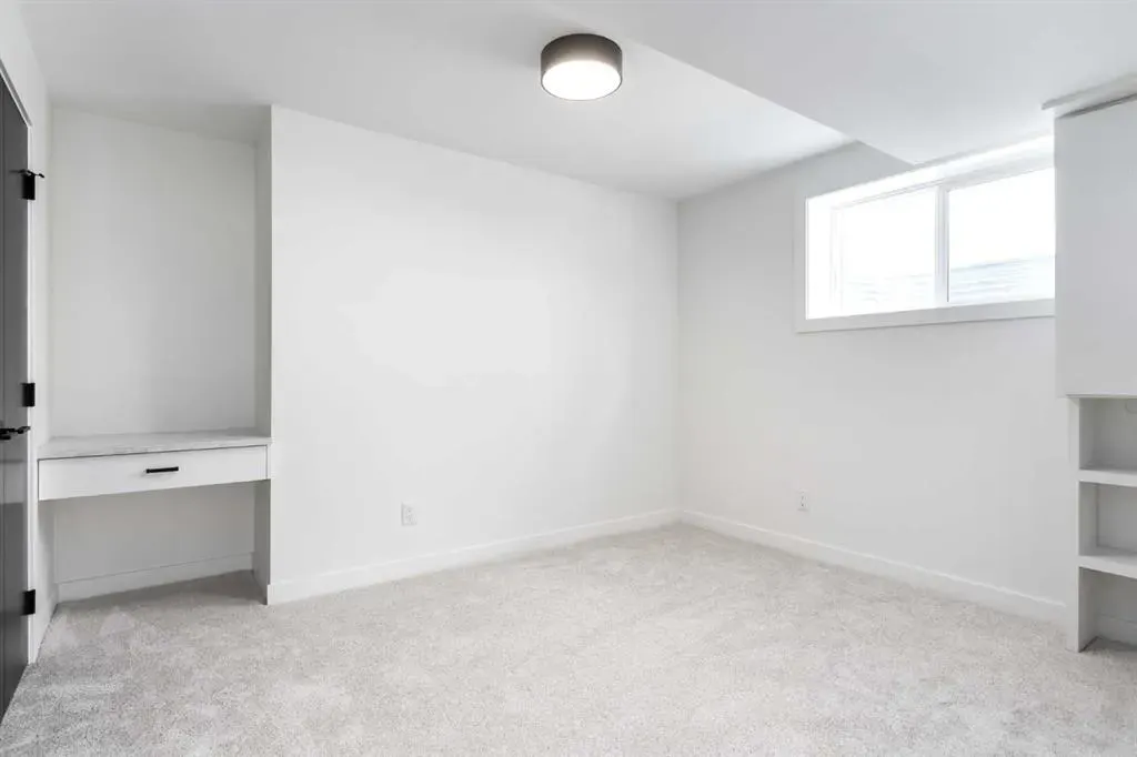 58 Edgevalley Close NW