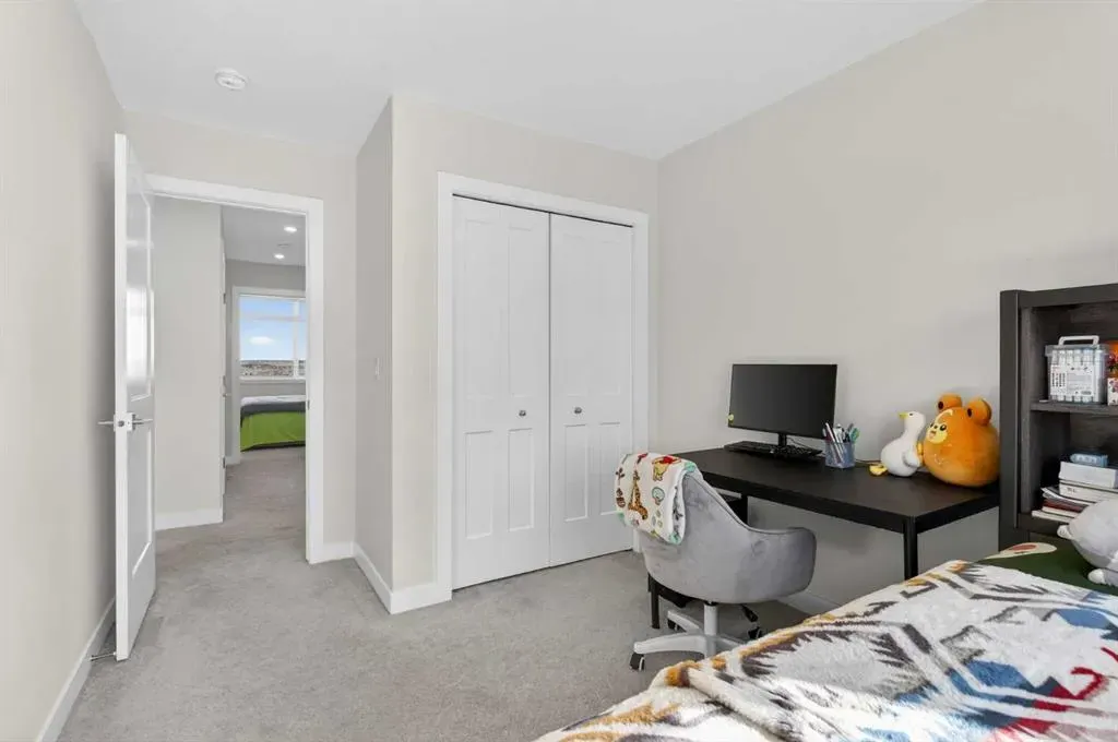 116 Crestridge Common SW
