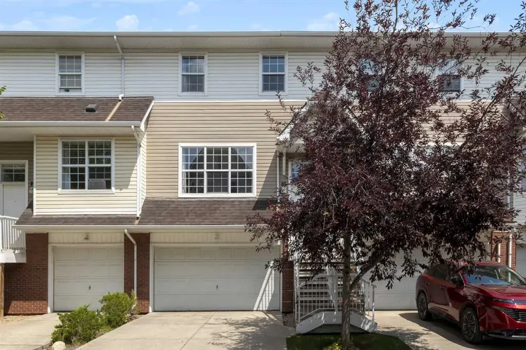 97 Tuscany Springs Gardens NW