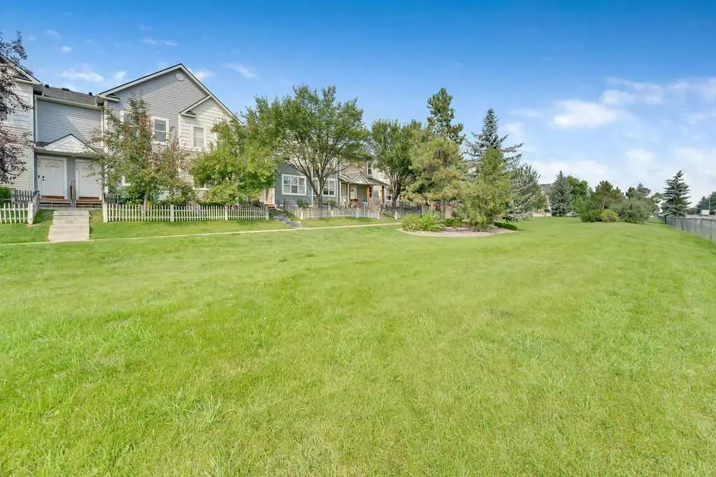 605 Prairie Sound Circle NW