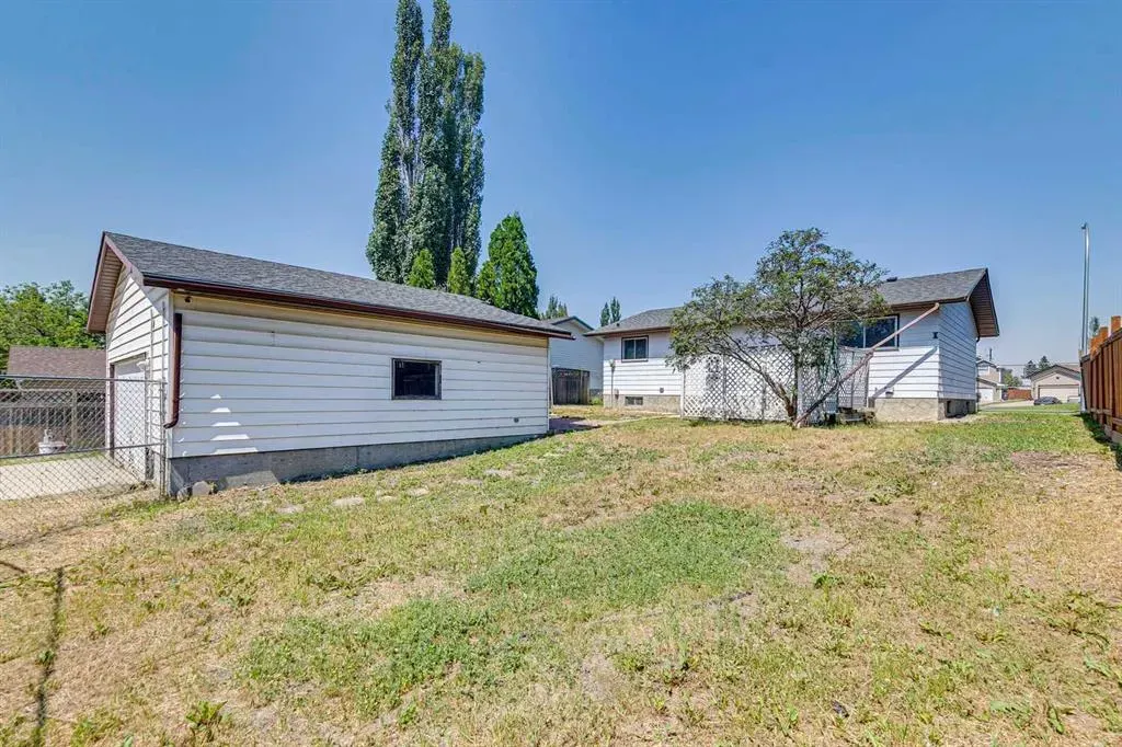 126 Thistle Way
