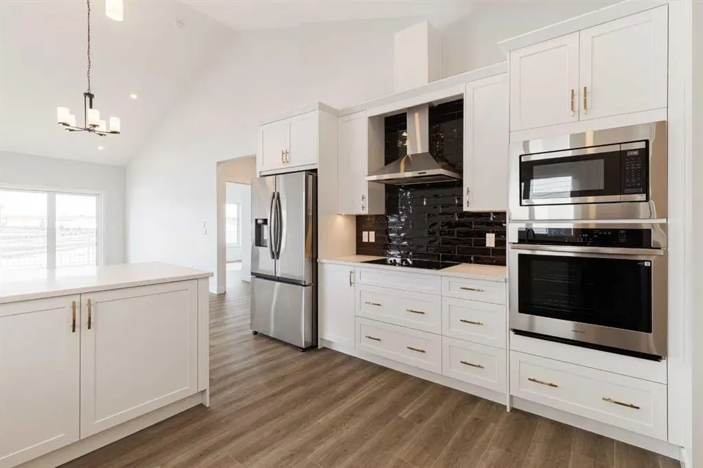 125 Monarch Bend
