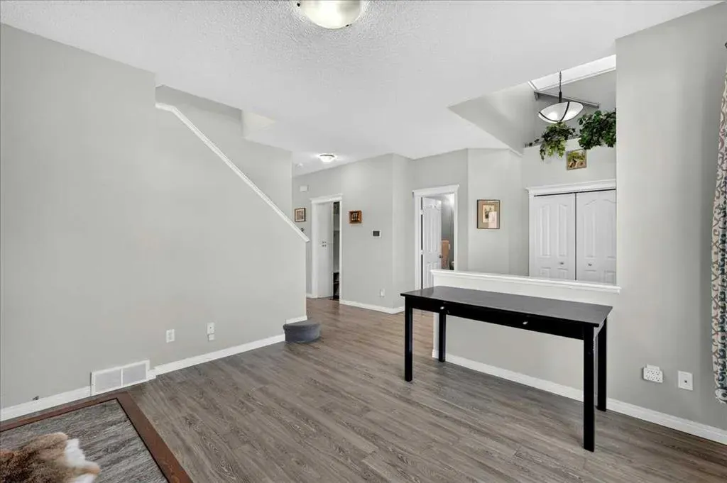 21 Mcintyre Place NW