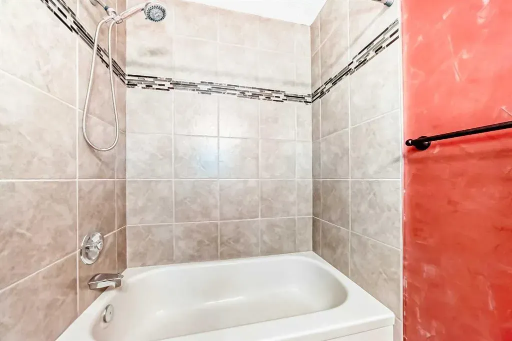 16 Edenwold Green NW