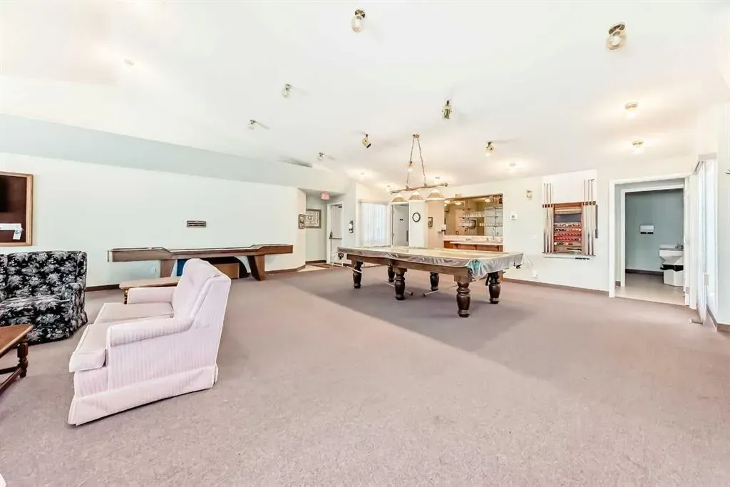 16 Edenwold Green NW