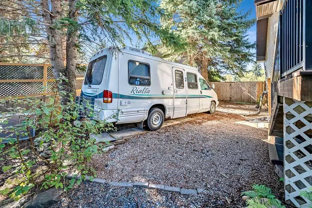 502 Suntree Place