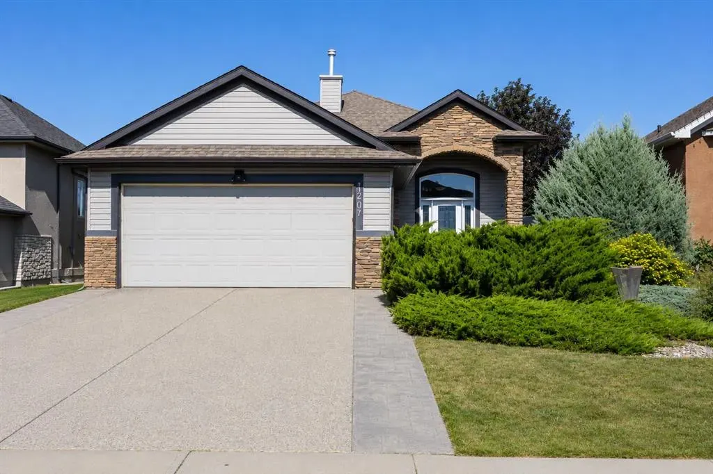 1207 Westmount Drive