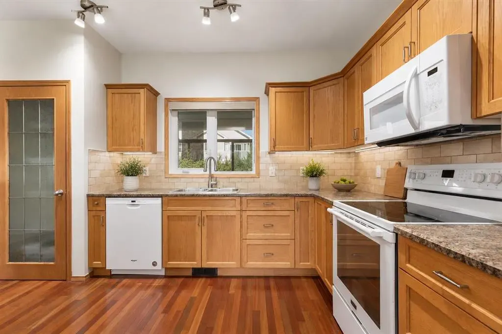 1207 Westmount Drive