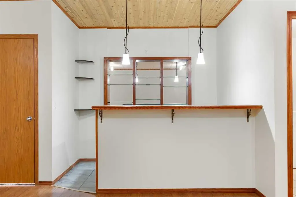 1207 Westmount Drive