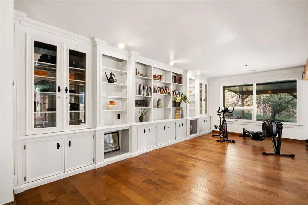 15 Elbow River Point