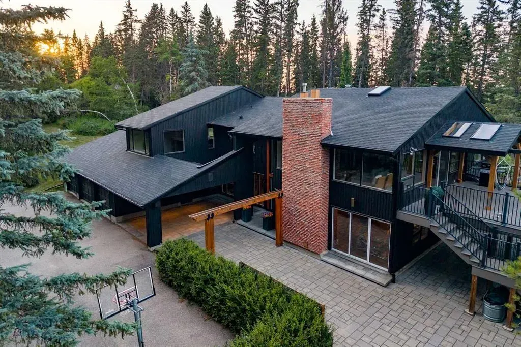 15 Elbow River Point