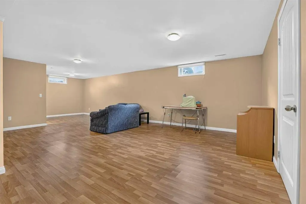 172 Queensland Road SE