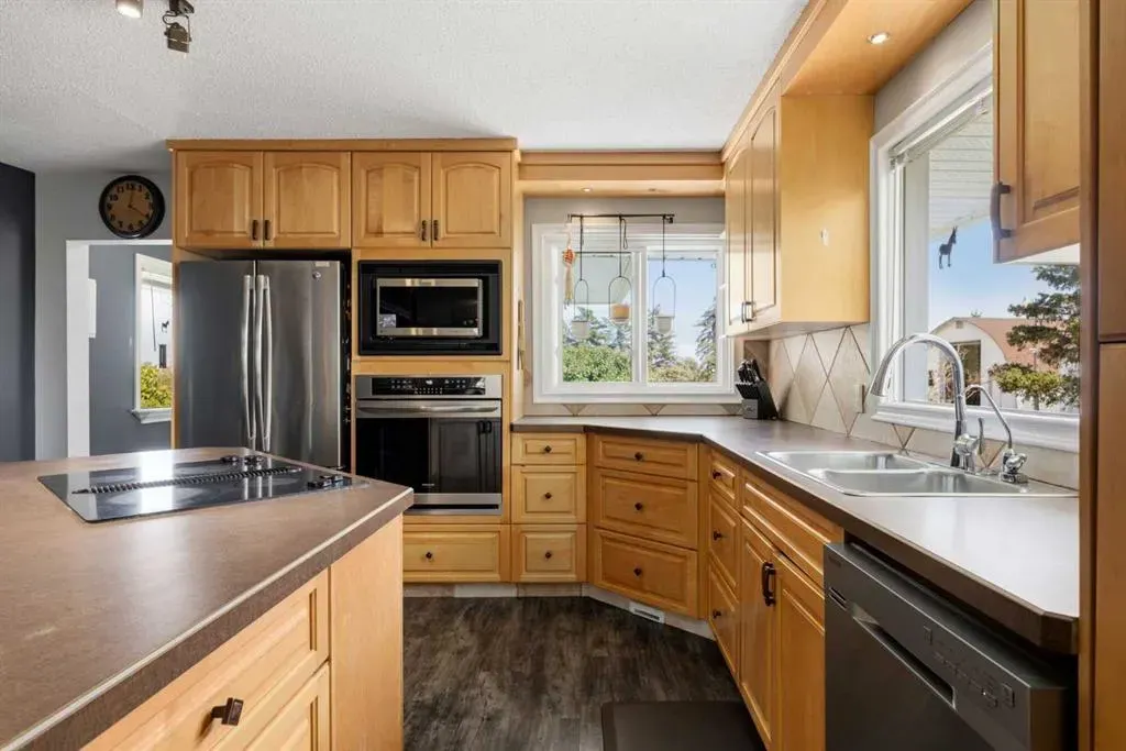 274 Range Road #281014