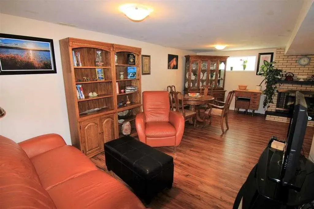 7504 39 Avenue NW #Basement Unit