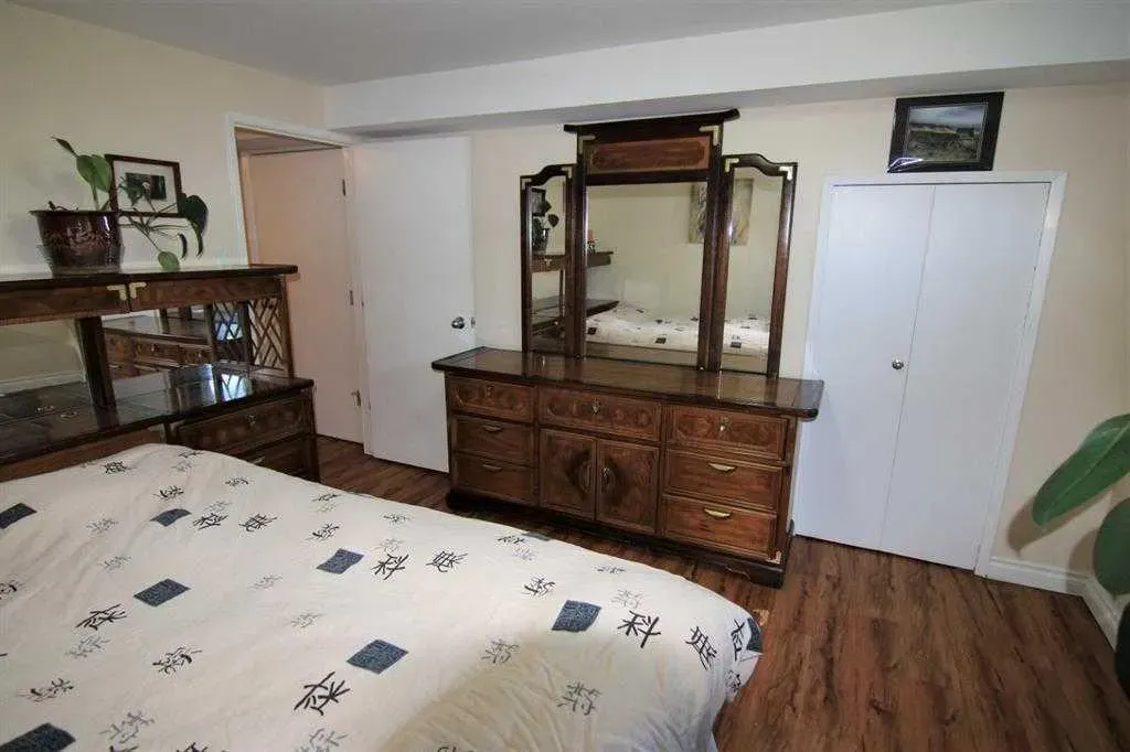 7504 39 Avenue NW #Basement Unit