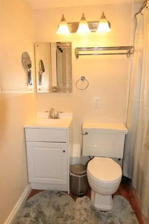 7504 39 Avenue NW #Basement Unit