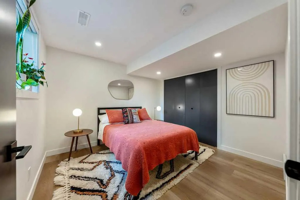 2011 Palliser Drive SW