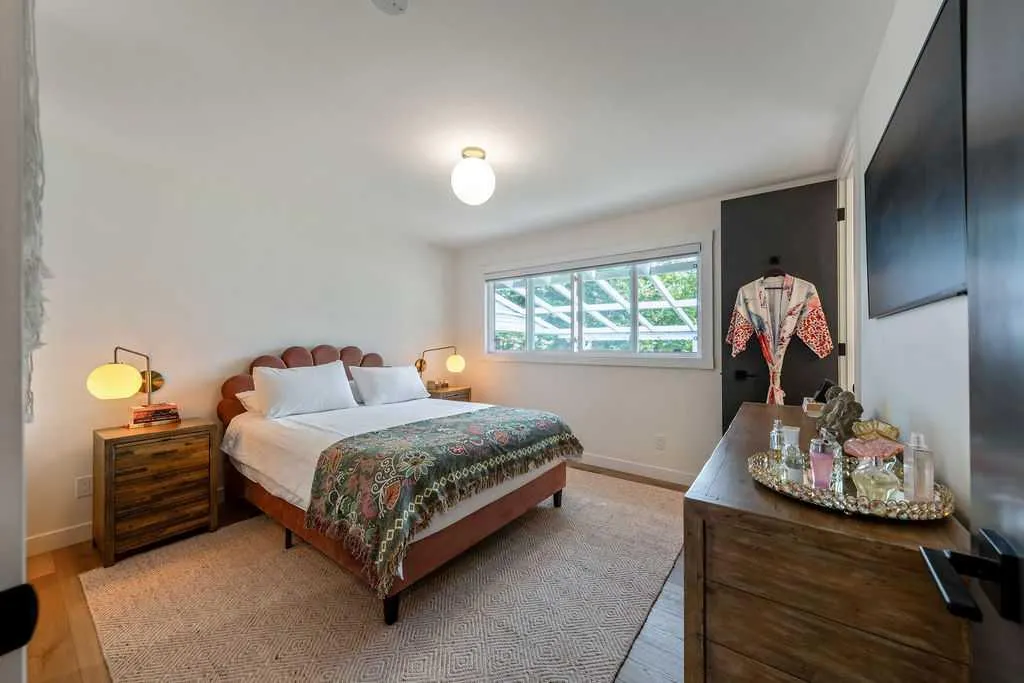 2011 Palliser Drive SW