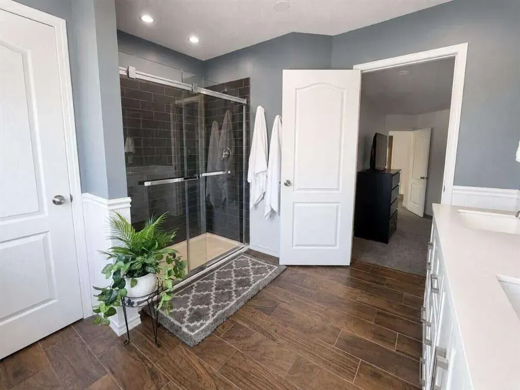 24 Brander Avenue NW