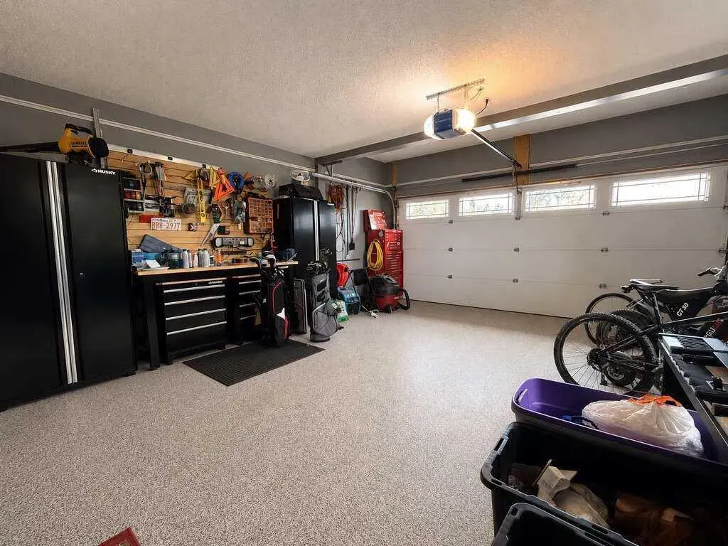 24 Brander Avenue NW