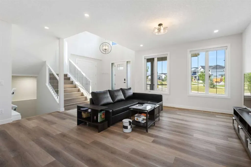 6 Elderberry Way
