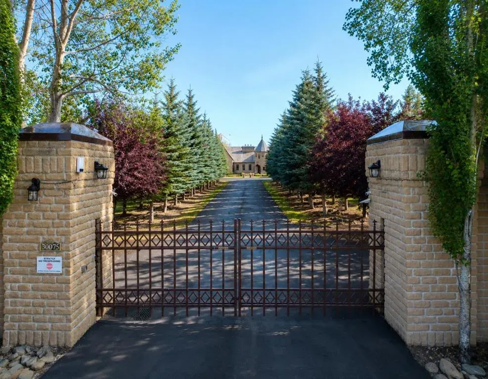 30075 Township Road 262