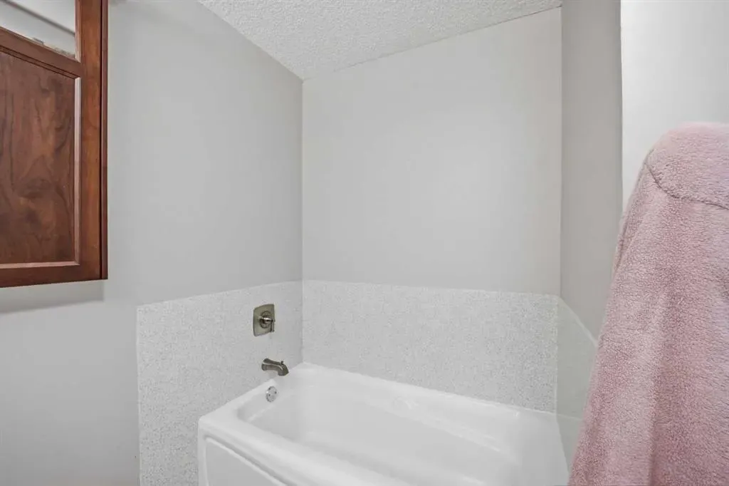 1010 Arbour Lake Road NW #3137