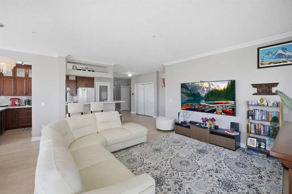 1010 Arbour Lake Road NW #3137