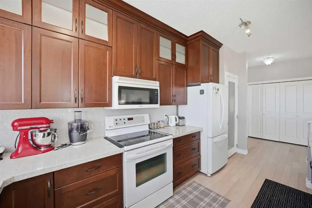 1010 Arbour Lake Road NW #3137